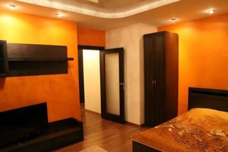 1 кв район Торгового Центра Гудвин