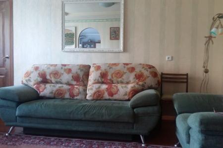 Двухкомнатная квартира не далеко от ж/д вокзала и центра