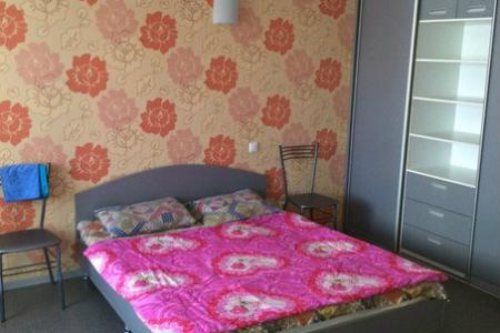 Сдаю 1-комнатную студию на просп.Победы