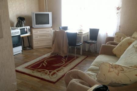 2 комнатная квартира в районе старого замка