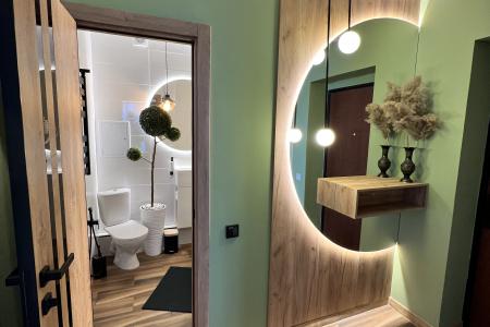 Уютная квартира в новом доме с видом на центр города и на реку "Волгу"