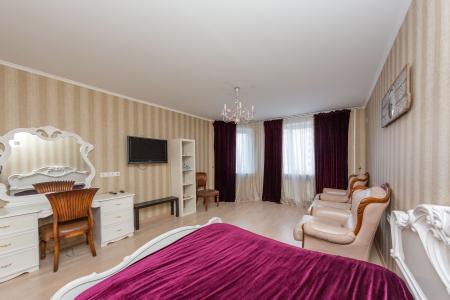 Уютная квартира для семьи рядом со Снеж.ком