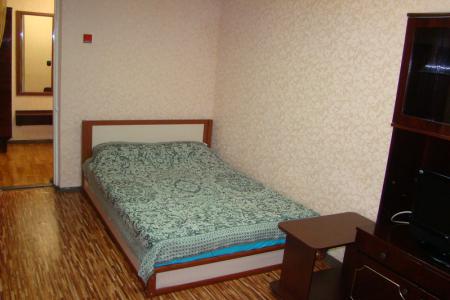 Небольшая квартира на Володарского на семью до 3 чел (200 м от моря)