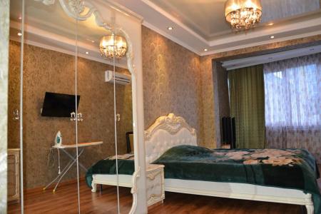 Двухкомнатная квартира у самого моря в центре Адлера