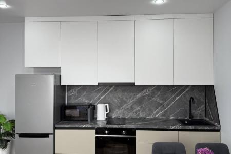 ПОСУТОЧНО 2 КОМНАТНАЯ КВАРТИРА НА 6 МЕСТ