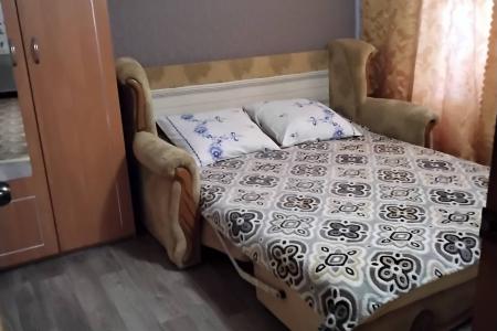 Сдам в Евпатории свой 2-х комнатный в 5 минутах от моря.