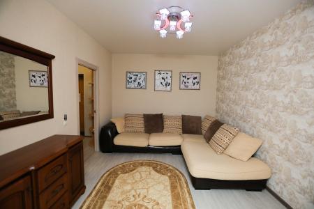 Квартира посуточно 16 мкр, 35