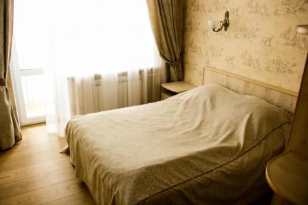 Трехкомнатная квартира на Тарской