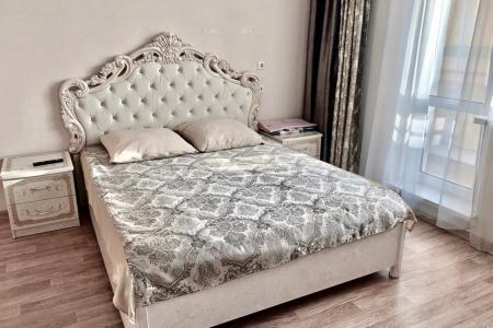 Красивая квартира рядом с ТРК Алмаз