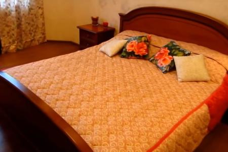 Двухкомнатная квартира возле Ледового Дворца