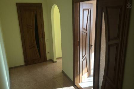 1-комнатная квартира с евро ремонтом рядом с метро