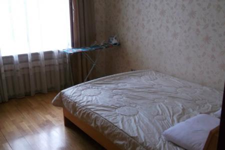2к квартира у станции метро Красный проспект, полногабаритная в хорошем состоянии