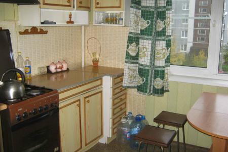 Сдаю квартиру в Луге на Кирова 18к2