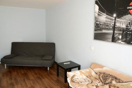 Трехкомнатная квартира напротив бассейна Быстрица