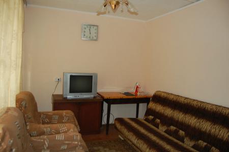 Двухкомнатная ухоженная квартира