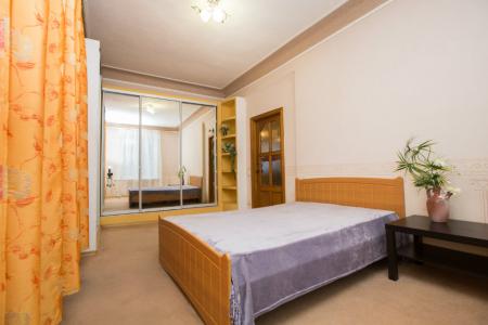 3-Х КОМНАТНАЯ КВАРТИРА, КАЛИНИНА 3