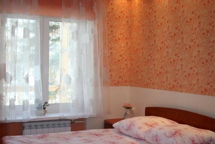 1к, село Воздвиженье, 12