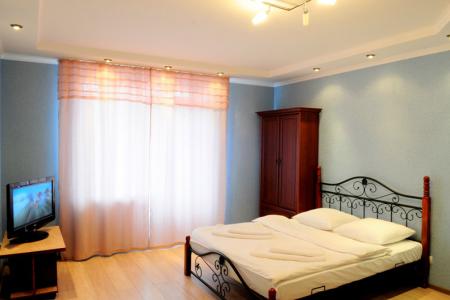 Сдается посуточно квартира с евроремонтом!