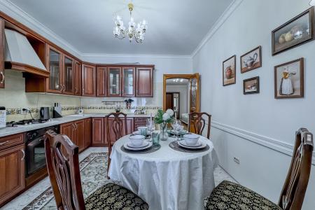 Просторная квартира рядом с театром