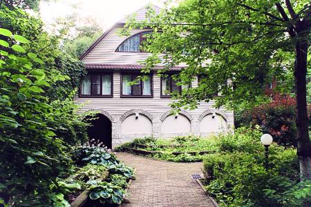 Дом на выходные и праздники