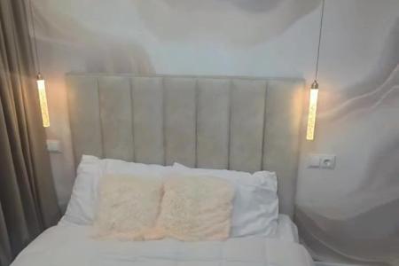 Всё необходимое для комфортной жизни и приятных прогулок.