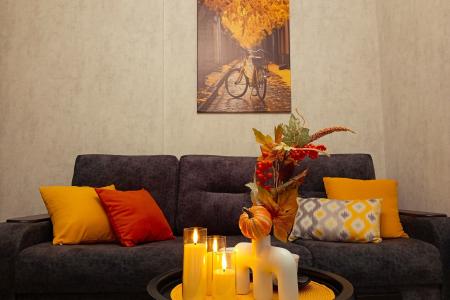 Уютная студия с панорамным окном