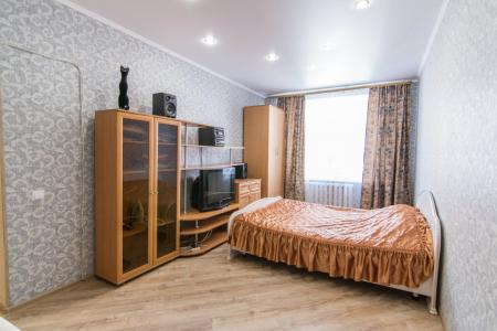 1-ая квартира в центре, по ул.Дуки