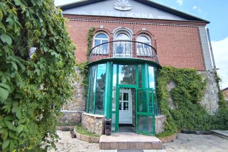 Коттедж "Чикаго" – идеальное место для отдыха и праздников в Новосибирске!