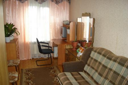 2-комнатная квартира возле Автовокзала и Дельфинария