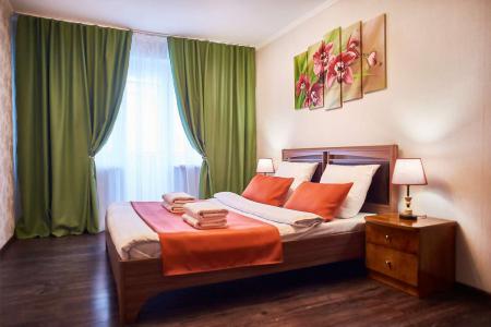 Романтичная, яркая, стильная квартира с новым ремонтом в центре