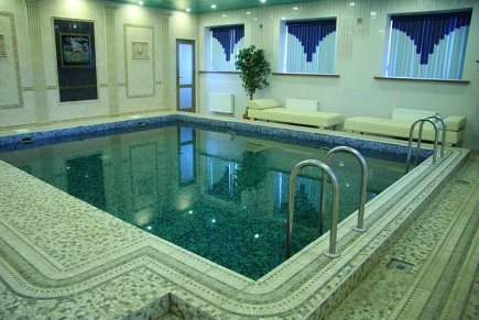 " Ланберг " №1 Коттедж на Широкой речке с шикарным бассейном.