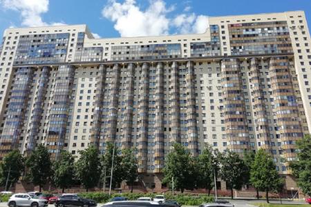 Прекрасная квартира на Бутлерова 40