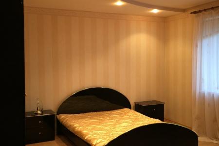 Центр Гипер Семья Максима Горького, 76