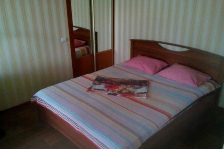 1-комнатная квартира возле жд-вокзала и Аллеи Героев