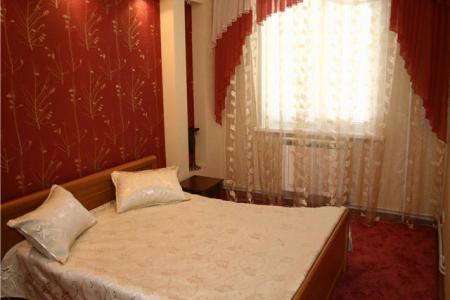 2-х комнатная квартира.Рядом ЖД вокзал