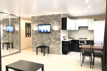 Сдаю 3 комнатную квартиру студию посуточно