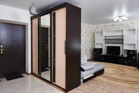 1-комнатная квартира в центре от собственника(часы,сутки)