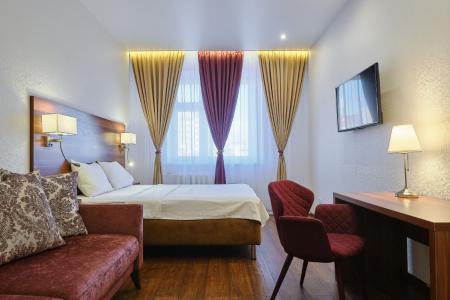 Однокомнатная квартира в центре города, в шаговой доступности от транспортных магистралей.