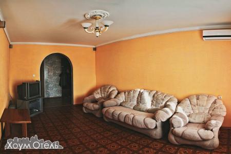 На сутки сдается квартира с современным евроремонтом по адресу: Комсомольская 124/1