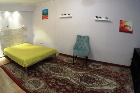 Однокомнатная квартира возле метро и ЖД вокзала