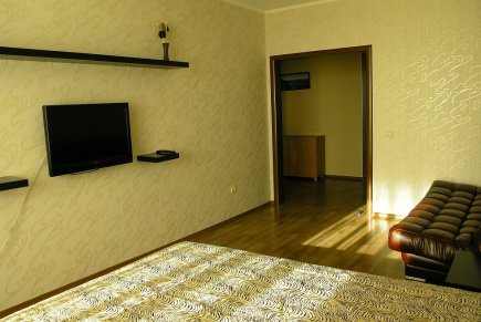 Двухкомнатая квартира с отличным евро-ремонтом посуточно