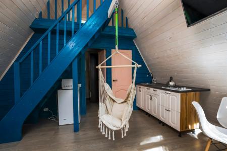 Гостевой дом для 4 человек в лесу на берегу реки Пра