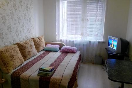 квартира рядом с супермаркетом  "перекрёсток"