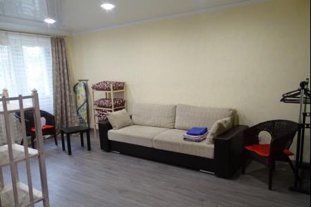 Современная однокомнатная квартира недалеко от метро Грушевка