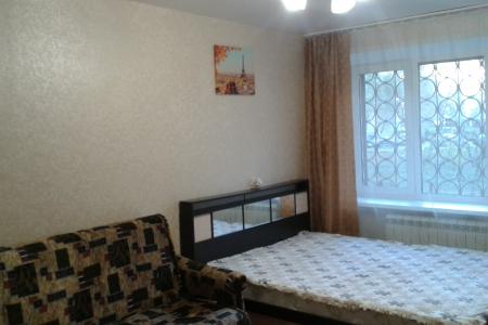 1к квартира у РЕАЦЕНТРа