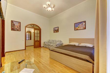 2-КОМНАТНАЯ КВАРТИРА, НЕВСКИЙ ПР.,65 (3)