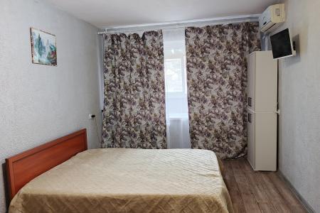 Сдаю посуточно 1 комн. в центре Керчи, ул.Свердлова