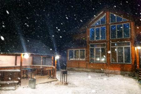 Коттедж с панорамными окнами рядом с г.Павловск