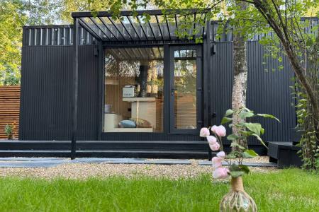 Домик для двоих с финской сауной и купелью