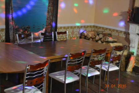 Здам коттедж посуточно